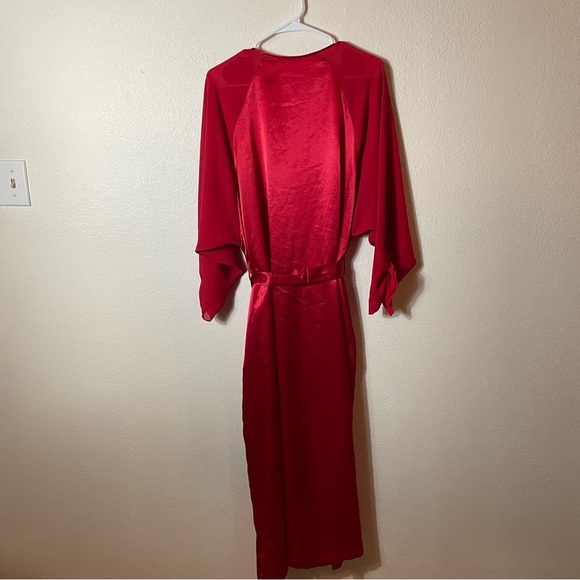Victorias Secret Vintage Gold Label Red Tie Waist Sheer Sleeve Robe size… - Picture 8 of 9